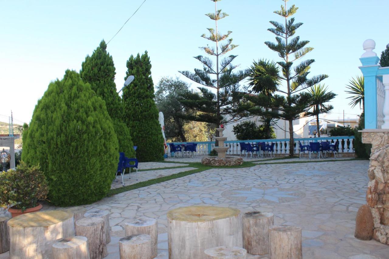 Esmeralda Hotel & Restaurant Ksamil Exterior photo