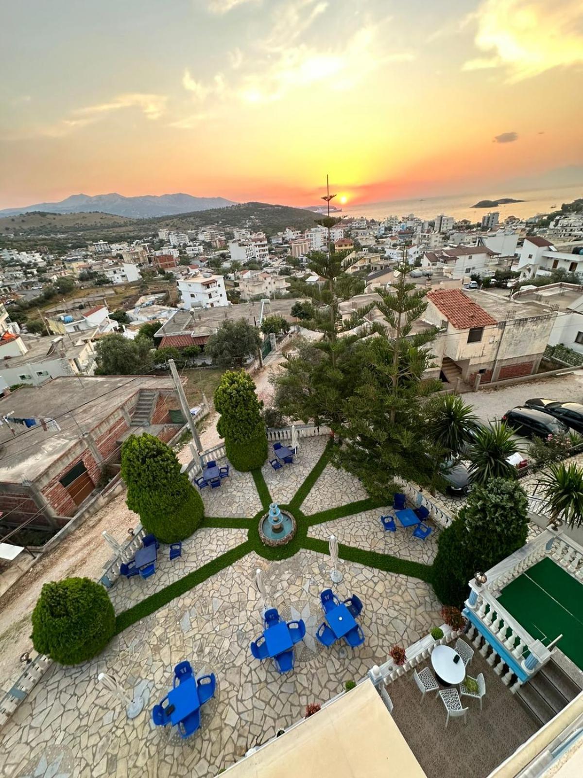 Esmeralda Hotel & Restaurant Ksamil Exterior photo